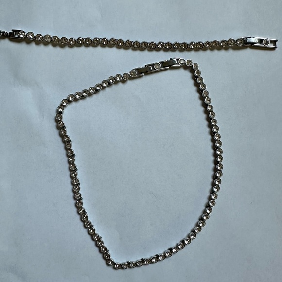Elegant Silver Tennis Bracelet and matching Necklace - Picture 1 of 3